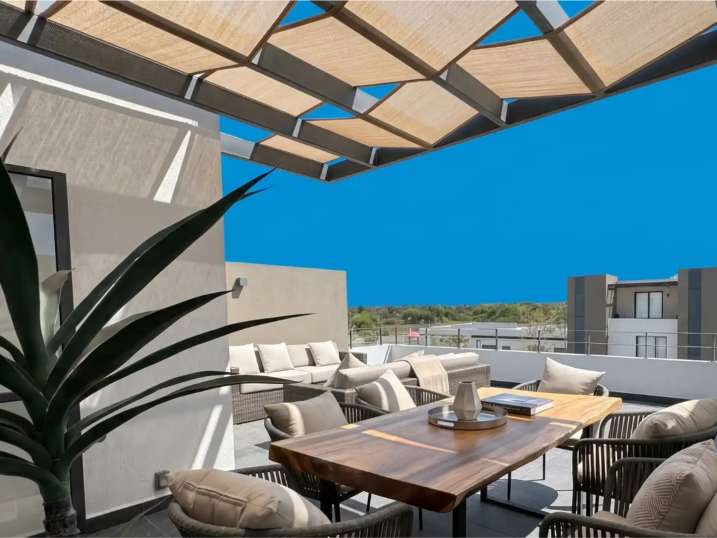 CRETA ROOF GARDEN 13